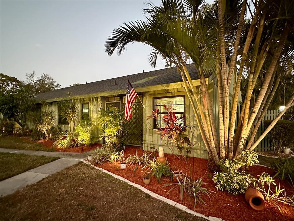 Picture of 5041 Barrington Circle Unit 802, Sarasota, FL 34234