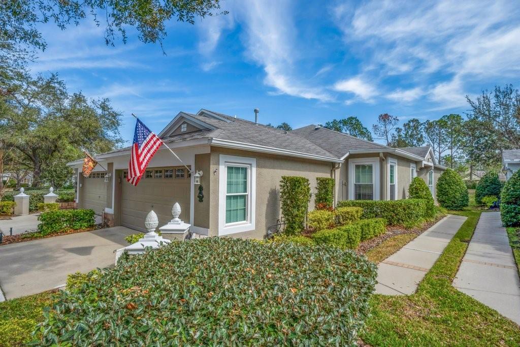 Picture of 5718 Heronpark Place, Lithia, FL 33547