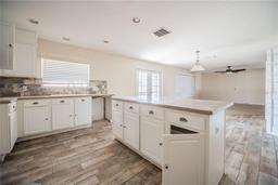 Picture of 6011 Placid Pass, Lakeland, FL 33805