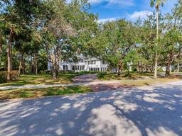 Picture of 5001 S Shore Crest Circle, Tampa, FL 33609