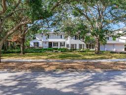 Picture of 5001 S Shore Crest Circle, Tampa, FL 33609