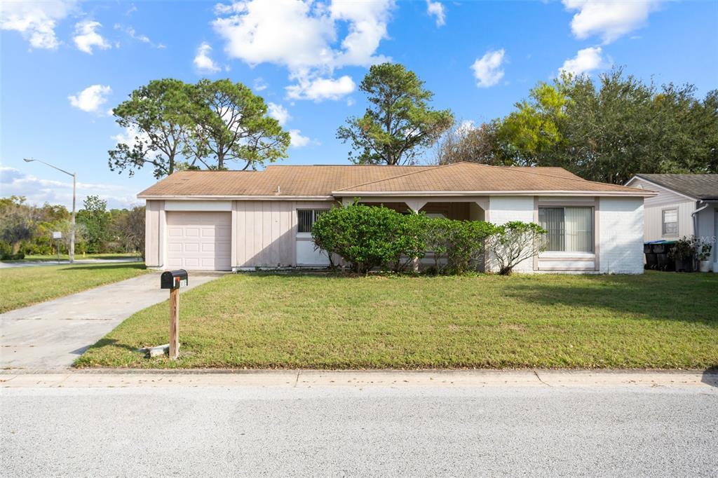 Picture of 10305 Licorice Way, Orlando, FL 32821