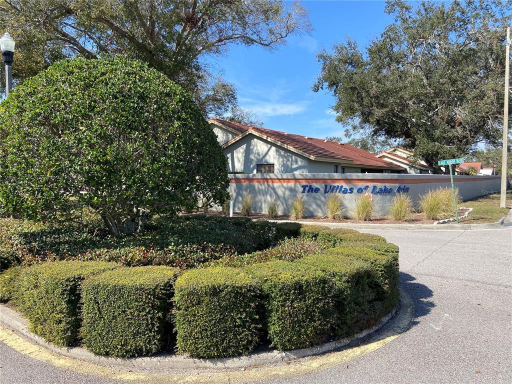 Picture of 2070 Lakeview Drive Unit 206, Clearwater, FL 33763