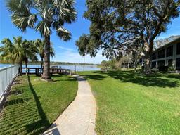 Picture of 2070 Lakeview Drive Unit 206, Clearwater, FL 33763