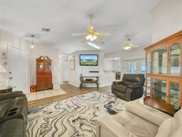 Picture of 1007 Canary Circle S, Lakeland, FL 33809