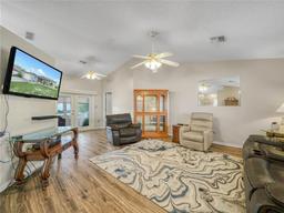 Picture of 1007 Canary Circle S, Lakeland, FL 33809