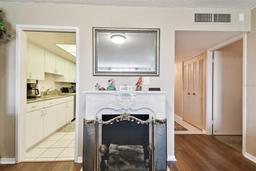 Picture of 7400 Sun Island Drive S Unit 207, South Pasadena, FL 33707