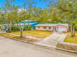 Picture of 4636 W Longfellow Avenue, Tampa, FL 33629