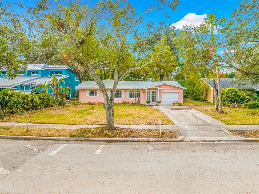 Picture of 4636 W Longfellow Avenue, Tampa FL 33629