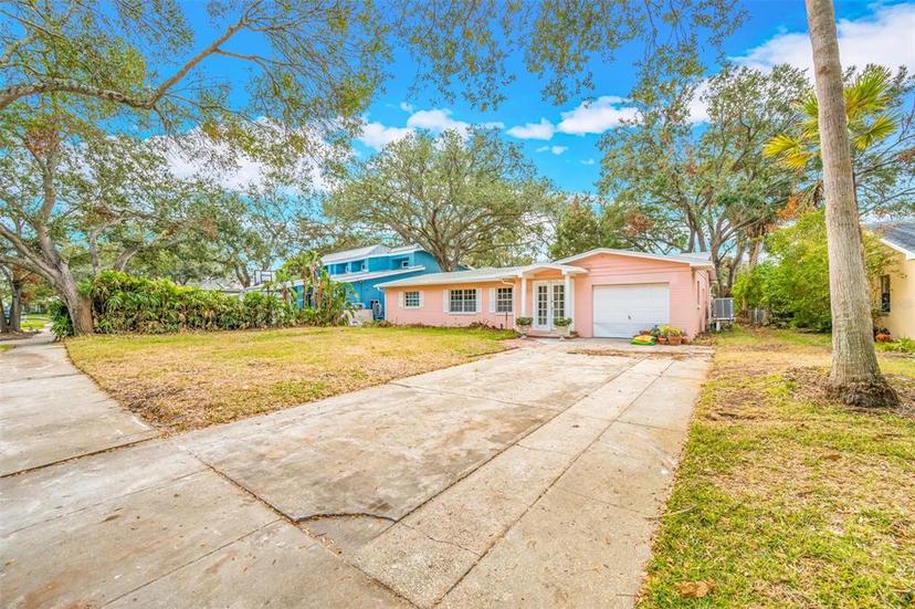 Picture of 4636 W Longfellow Avenue, Tampa FL 33629