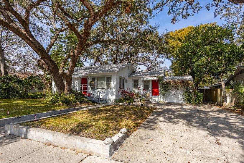 Picture of 620 Scotland Street, Dunedin FL 34698