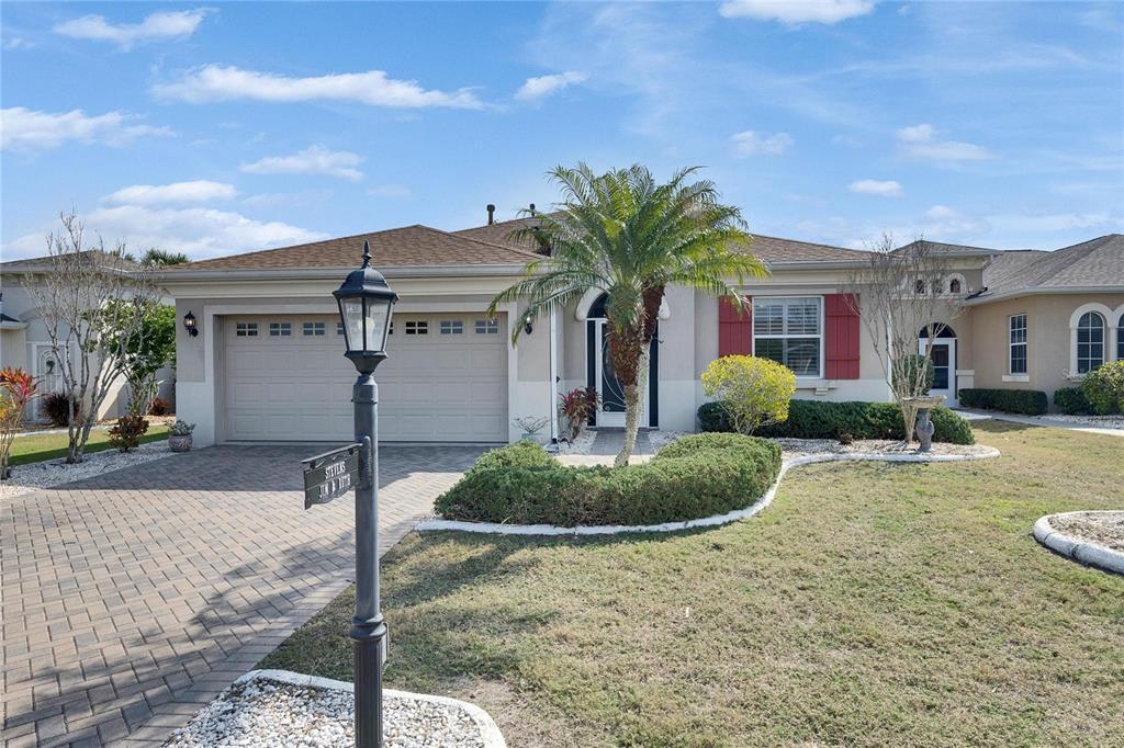 Picture of 1004 Regal Manor Way, Sun City Center, FL 33573