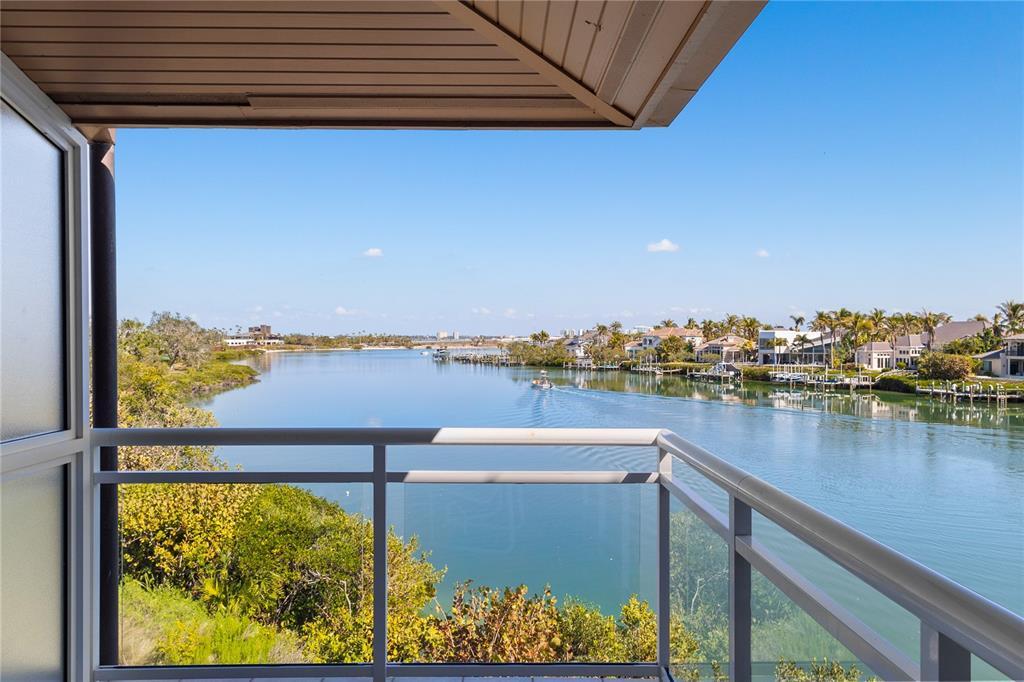 Picture of 225 Sands Point Road Unit 6204, Longboat Key, FL 34228