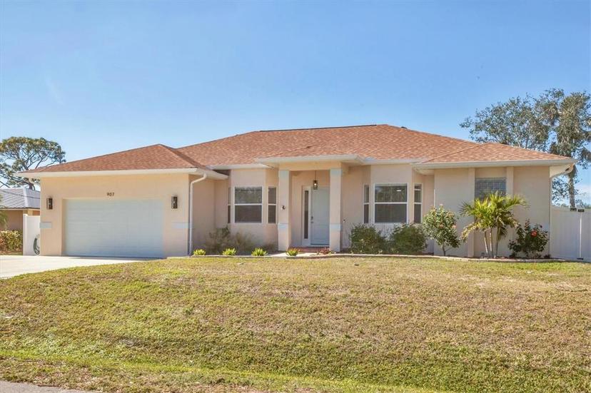 Picture of 907 Garland Avenue, Nokomis FL 34275