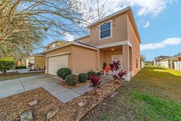 Picture of 12312 NE 48Th Loop, Oxford, FL 34484