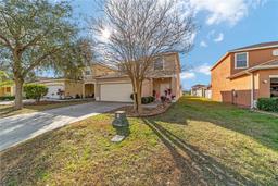 Picture of 12312 NE 48Th Loop, Oxford, FL 34484