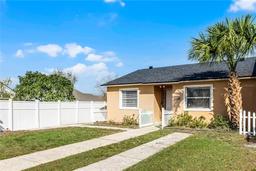 Picture of 2321 Rio Pinar Lakes Boulevard, Orlando, FL 32822