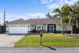 Picture of 803 Diane Circle, Englewood, FL 34223