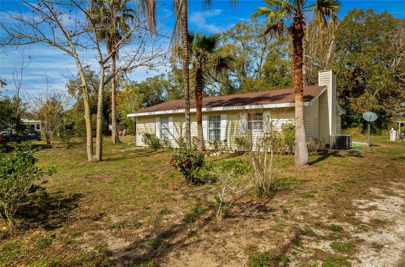 Picture of 18415 County Road 33, Groveland FL 34736