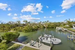 Picture of 1525 Mallard Lane, Sarasota, FL 34239