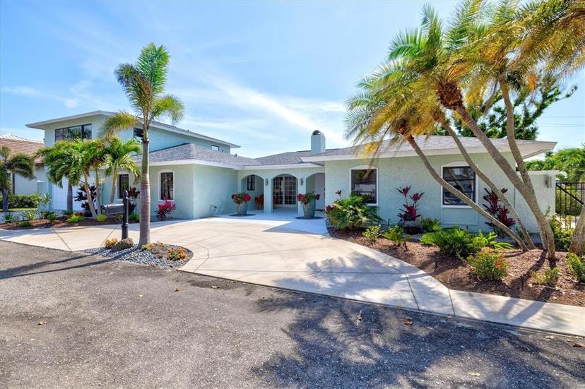 Picture of 605 Cornwell On The Gulf, Venice FL 34285