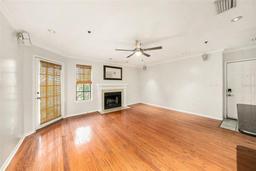 Picture of 1000 W Horatio Street Unit 327, Tampa, FL 33606