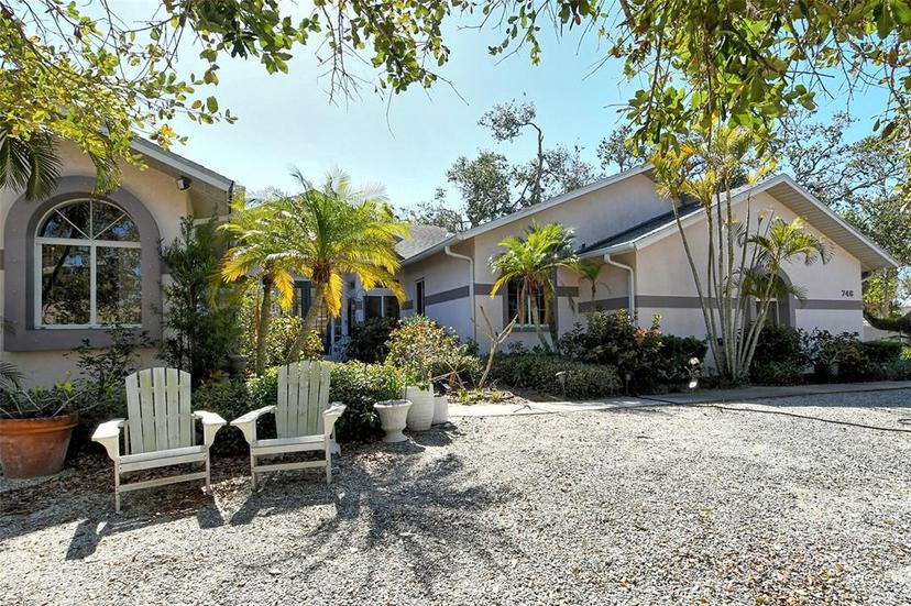 Picture of 746 Plymouth Street, Sarasota FL 34242