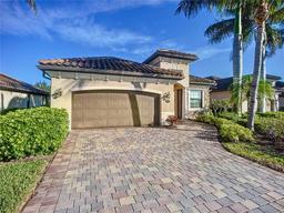 Picture of 2902 Aviamar Circle, Naples, FL 34114