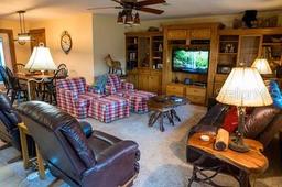 Picture of 9919 Hickory Hollow Road, Leesburg, FL 34788