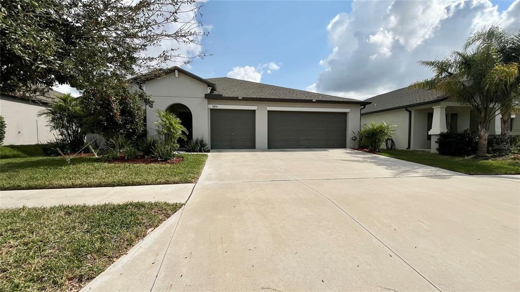 Picture of 10854 Sage Canyon Drive, Riverview, FL 33578