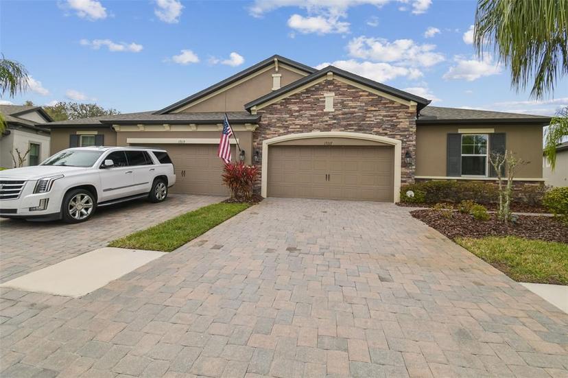 Picture of 19317 Hawk Valley Drive, Tampa, FL 33647