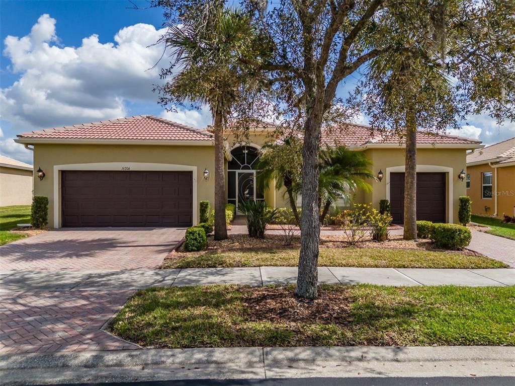 Picture of 16206 Diamond Bay Drive, Wimauma, FL 33598