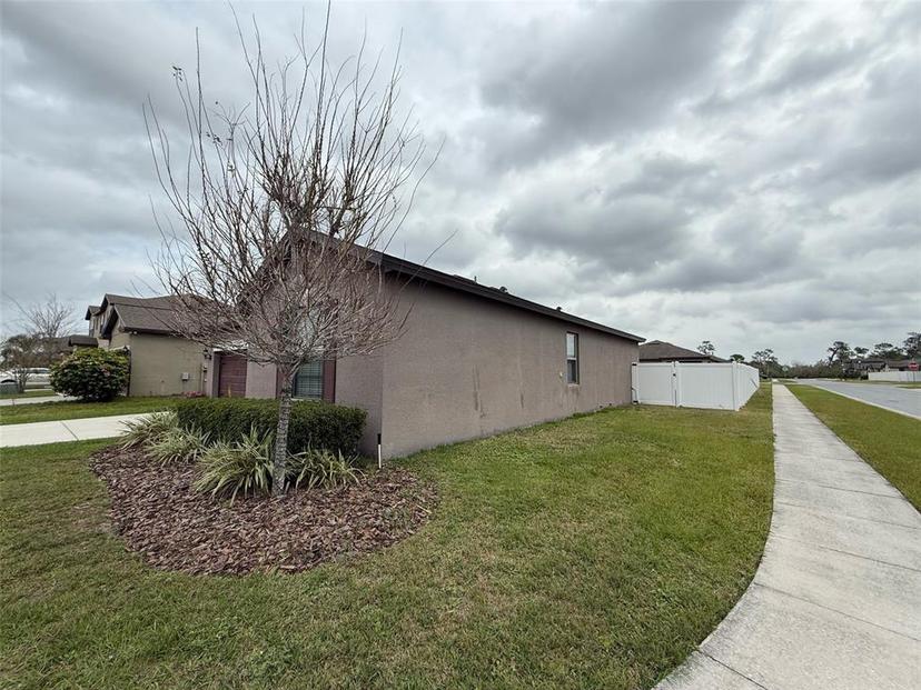 Picture of 8835 Conway Road, Polk City FL 33868