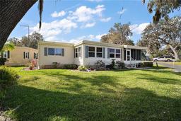 Picture of 8 Gallinule Court, Fruitland Park, FL 34731