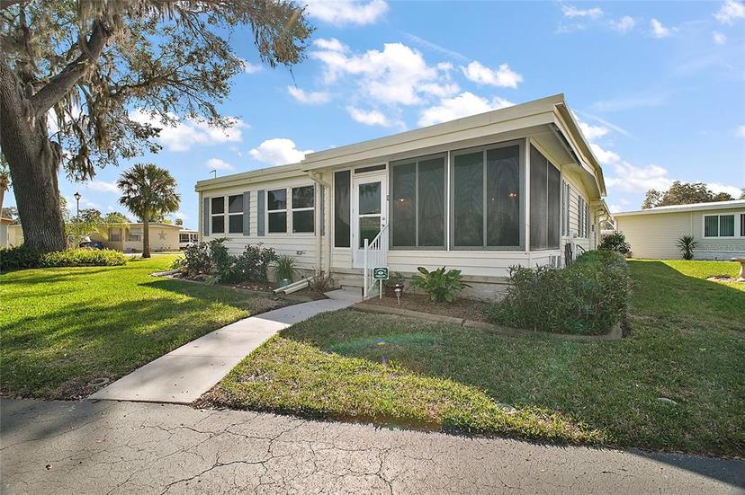 Picture of 8 Gallinule Court, Fruitland Park FL 34731