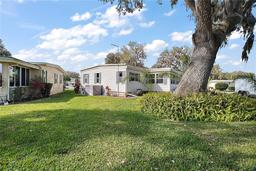 Picture of 8 Gallinule Court, Fruitland Park, FL 34731