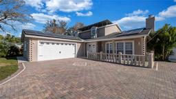 Picture of 15701 Springmoss Lane, Tampa, FL 33624