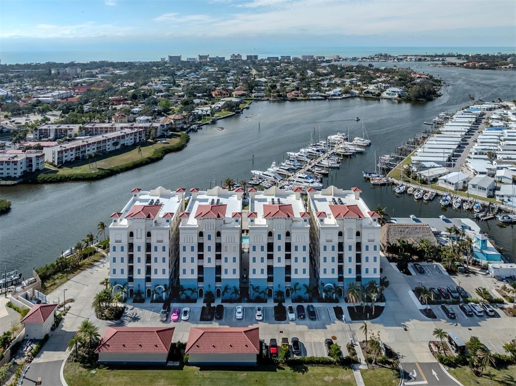 Picture of 501 Tamiami Trail N Unit 502, Venice, FL 34285