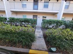 Picture of 8765 Bardmoor Boulevard Unit 107, Seminole, FL 33777