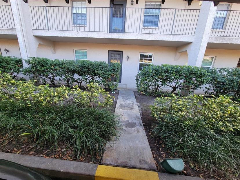 Picture of 8765 Bardmoor Boulevard Unit 107, Seminole FL 33777