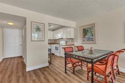 Picture of 10540 77Th Terrace Unit 209, Seminole, FL 33772