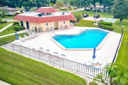 Picture of 12200 Vonn Road Unit 1305, Largo, FL 33774