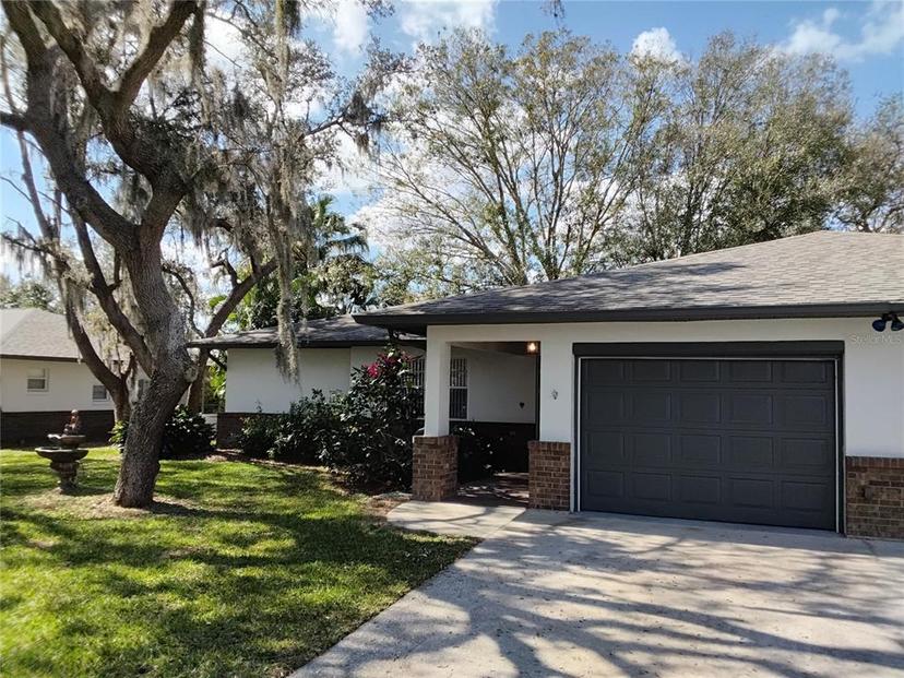 Picture of 2301 Davis Court, Sebring FL 33870