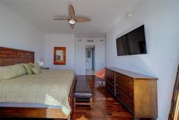 Picture of 10 Papaya Street Unit 1404, Clearwater Beach, FL 33767