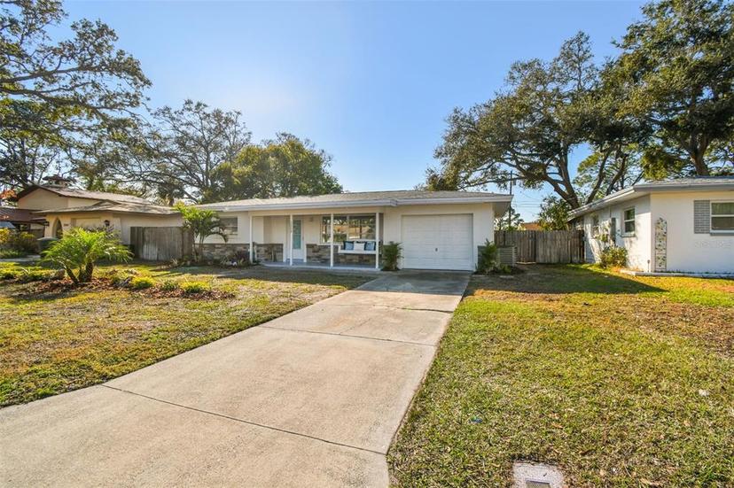 Picture of 2008 Harvard Avenue, Dunedin FL 34698