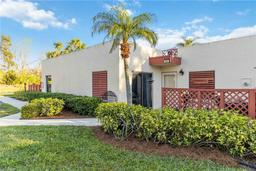 Picture of 805 Spring Lakes Boulevard Unit 805, Bradenton, FL 34210