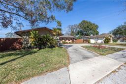 Picture of 1816 Nursery Road, Clearwater, FL 33764