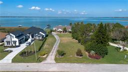 Picture of 199 S Bear Pointe Drive, Lake Placid, FL 33852