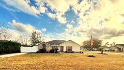 Picture of 676 Fox Run Circle, Macclenny, FL 32063