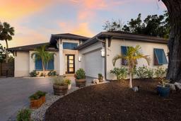 Picture of 2823 Marshall Drive, Sarasota, FL 34239